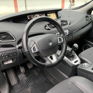 Prodajem Renault scenic 1,5 dci
