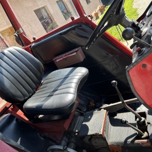 Traktor IMT 560