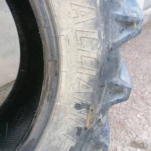 Traktorske gume 16.9 - 28