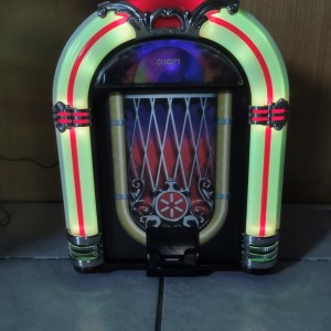 Jukebox ION Dock,Ipad dock,Aux ulaz,LED rasvjeta,napajanje,
