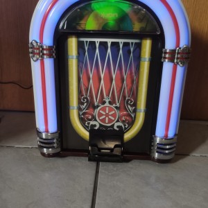 Jukebox ION Dock,Ipad dock,Aux ulaz,LED rasvjeta,napajanje,