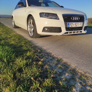 Audi A4 B8 3,0 V6 Quattro