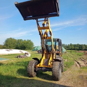 UTOVARIVAČ AHLMANN 120