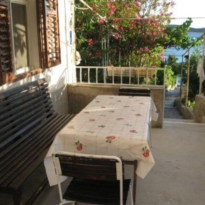 Apartmani Bulat - Studio apartman*** za opušten odmor na 50 m od plaže
