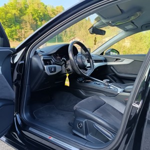Audi A4 B9 2.0 TDI 140 kW Limuzina 2xS Line 2016 godina u savršenom st