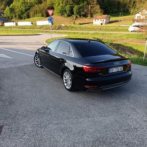 Audi A4 B9 2.0 TDI 140 kW Limuzina 2xS Line 2016 godina u savršenom st