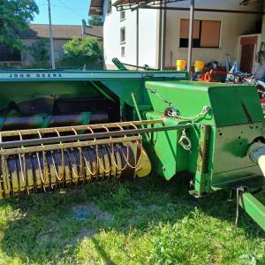 Balirka John Deere 342
