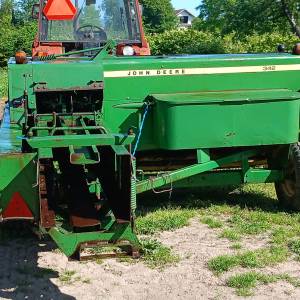 Balirka John Deere 342