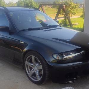 BMW 320