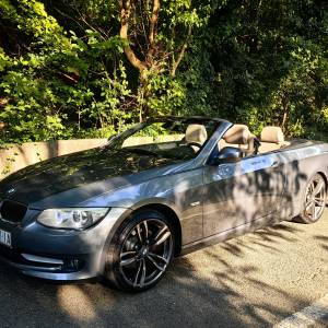 BMW 320D E93 LCI