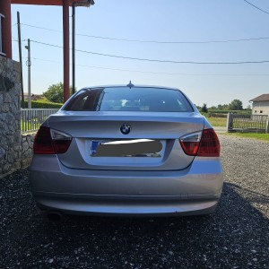 BMW E 90