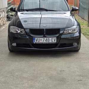 BMW E90