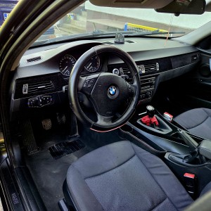 BMW E90