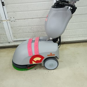 Comac Vispa stroj za pranje podova