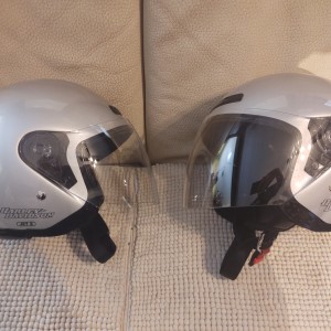 Harley Davidson JET II kacige,veličine M iXl (odgovaraju kao L )