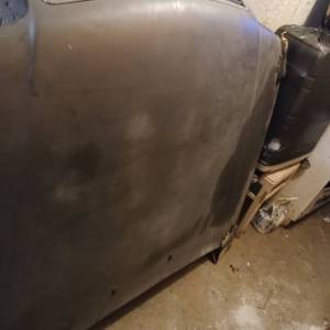 Hauba za Audi 100 ili A6..c4..zdrava