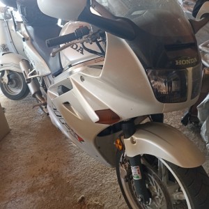 Honda VFR 750f RC36/1, garancija 6 mj. ili 10000 km