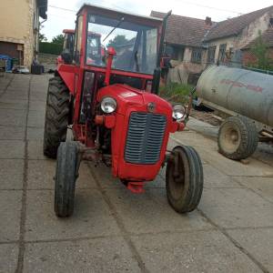 Imt 539,traktor, traktor sa kabinom