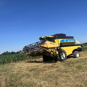 New Holland CS640