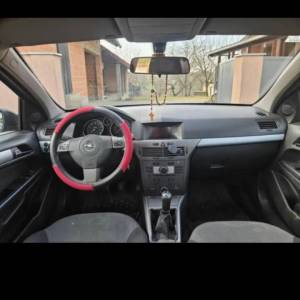 Opel astra 1.4. 16 V