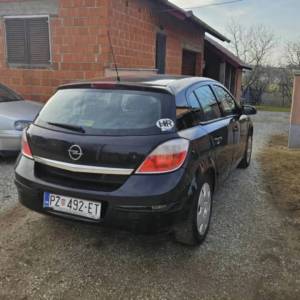 Opel astra 1.4. 16 V