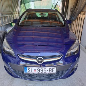 Opel astra