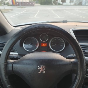 Peugeot 207 1.6 hdi 68 kw 92 konja 8 ventila