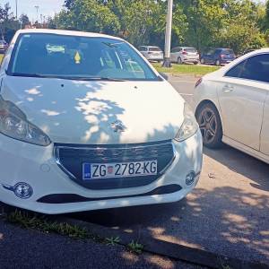 Peugeot 208 1.4 HDI