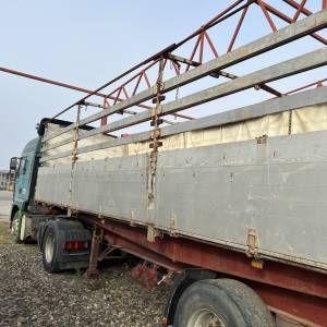 Poluprikolica kiper