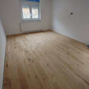 Postavljamo laminate, vinil i gotove parkete