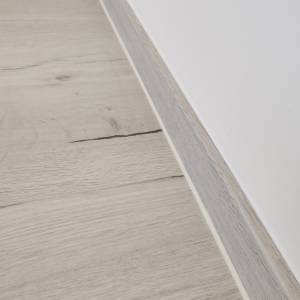 Postavljamo laminate, vinil i gotove parkete