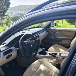PRILIKA BMW E91 320 D