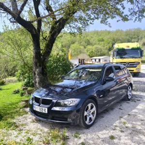 PRILIKA BMW E91 320 D
