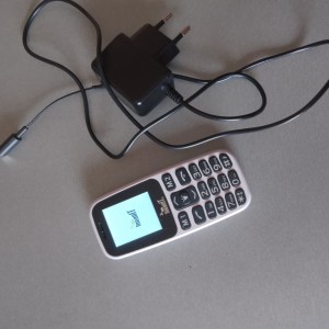 prodajem mobitel