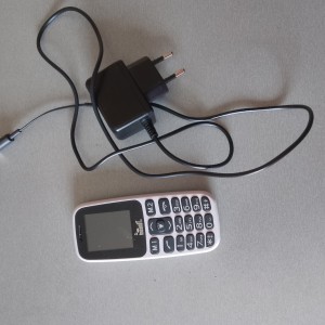 prodajem mobitel