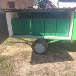 Prodajem Prikolice za Pčele Cijena 1500€ oba dvije Prikolice 2 komada