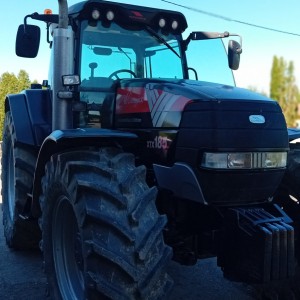 Prodajem traktor