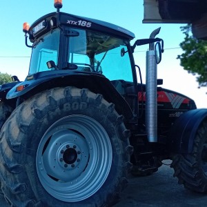 Prodajem traktor
