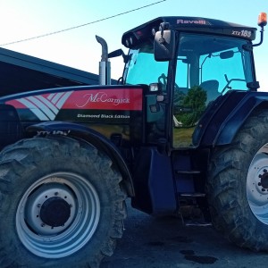 Prodajem traktor