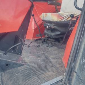 Prodajem traktor Ursus 902b