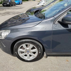 Prodajem Volvo s60 u super stanju!!!