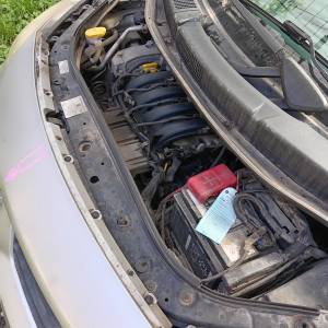 Prodajem za dijelove Renault Scenic (u voznom stanju)