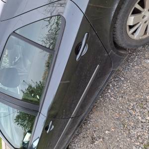 Renault laguna 1.9dci 88 kw 2005 godina