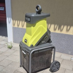RYOBI DROBILICA RSM 2545B