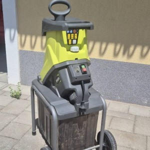 RYOBI DROBILICA RSM 2545B