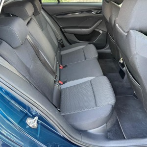 Škoda Octavia 2.0 TDI DSG *4x4* 2022. Godina 150 ks.. Top stanje.