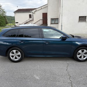 Škoda Octavia 2.0 TDI DSG *4x4* 2022. Godina 150 ks.. Top stanje.