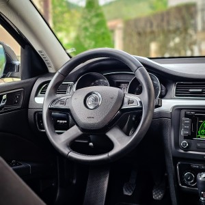 ŠKODA SUPERB 2.0 TDI 140KS – FULL OPREMA – BEZ ULAGANJA