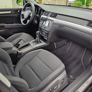 ŠKODA SUPERB 2.0 TDI 140KS – FULL OPREMA – BEZ ULAGANJA