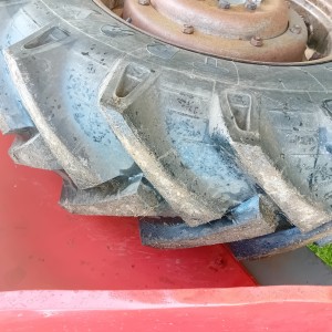 Traktor imt